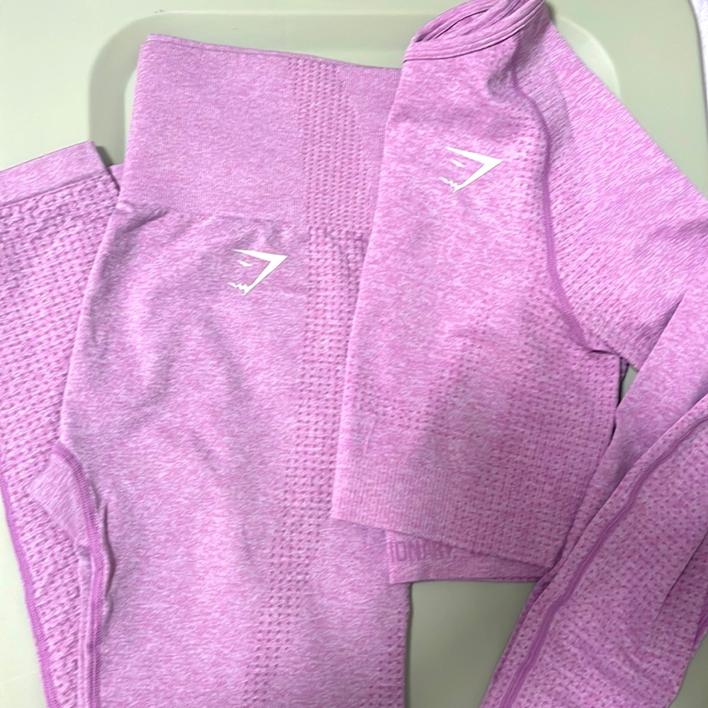 GymShark Vital Seamless Leggings & Crop top Set